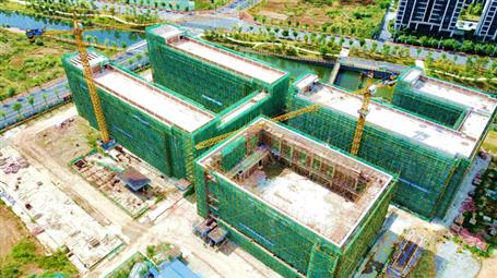 【奮戰(zhàn)三季度 打贏攻堅戰(zhàn)】柳州市明德小學2#、3#教學樓主體結(jié)構(gòu)通過驗收